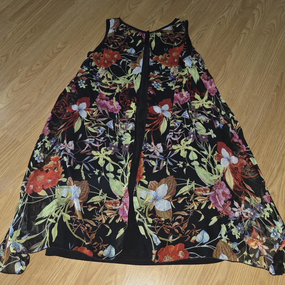 Floral Elegance Sleeveless Midi Dress